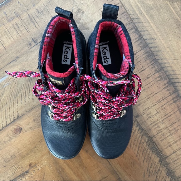 Keds Scout Boot III Size 6 Black with red laces Excellent condition - Picture 5 of 9